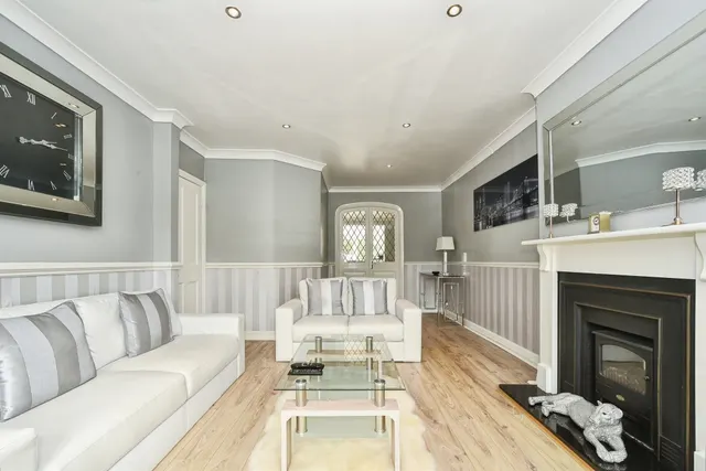 Shipton Grove, Swindon, SN3, photo 2