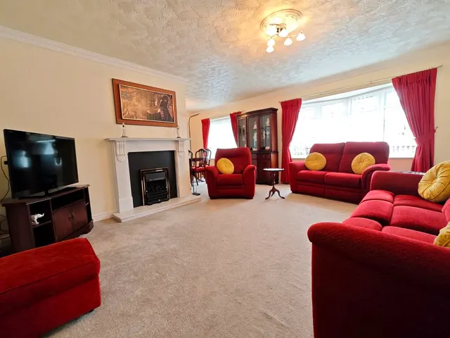 Photo 2 — Crosshill Drive, Carlisle CA2 6RS