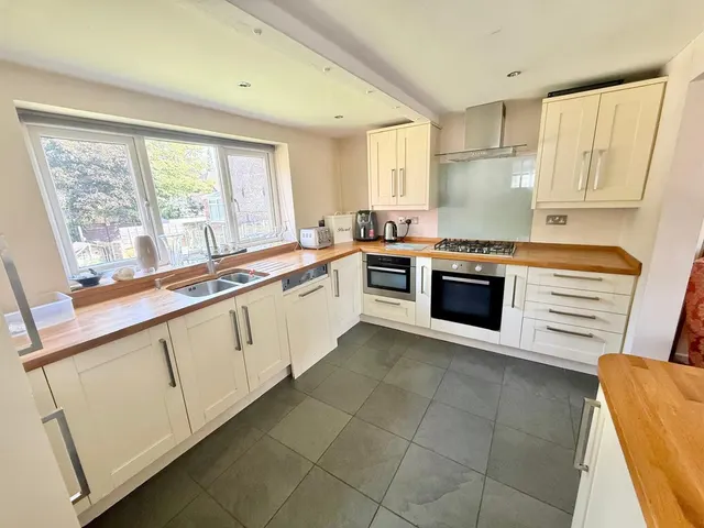 Bluebell Lane, Tytherington, SK10, photo 2