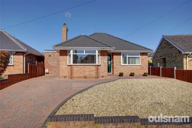 Witton Avenue, Droitwich, Worcestershire, WR9 8NZ, photo 1