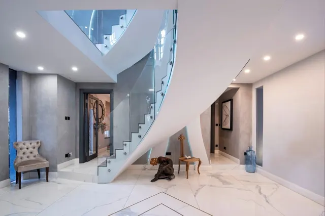 Photo 2 — Manor House Drive, Brondesbury Park, London, NW6 7DF