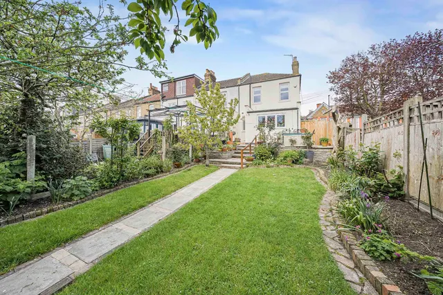 Rochester Way, Eltham, photo 1
