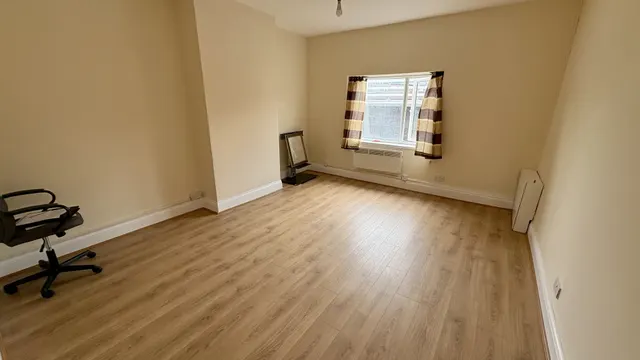 Silver Street, B14, photo 2