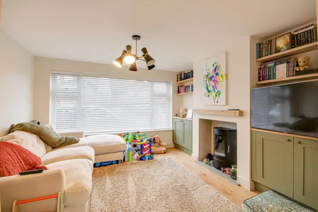 Photo 3 — Oxstalls Way, Longlevens, Gloucester, GL2