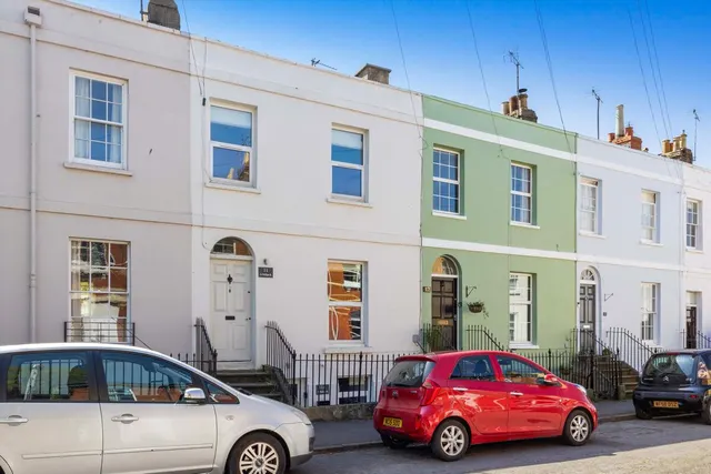 St. Phillips Street, Cheltenham, GL50, photo 1