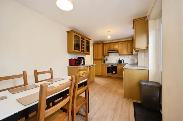 Welland Road, Aylesbury, HP21, photo 3