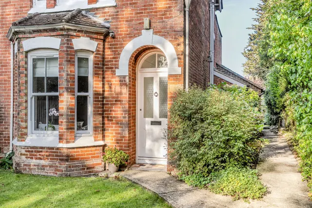 High Path, Easebourne, GU29, photo 2