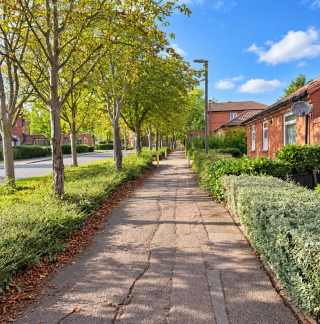 Buscot Place, Great Holm, MK8, photo 3