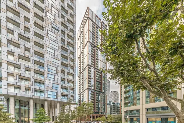 Photo 3 — Harbour Way, Canary Wharf