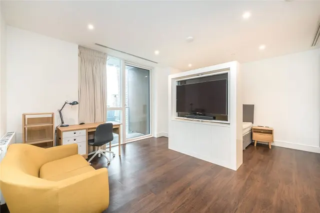 Harbour Way, Canary Wharf, photo 1