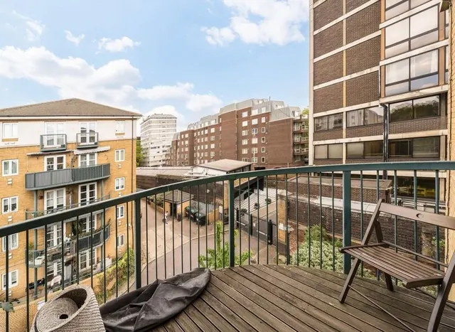 Lorne Close, St John's Wood, NW8, photo 1