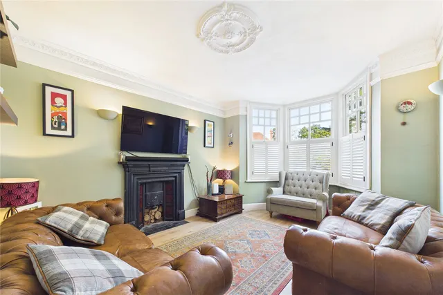 Gordon Avenue, Camberley, GU15, photo 3