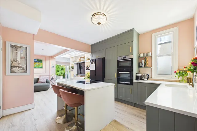 Gordon Avenue, Camberley, GU15, photo 1