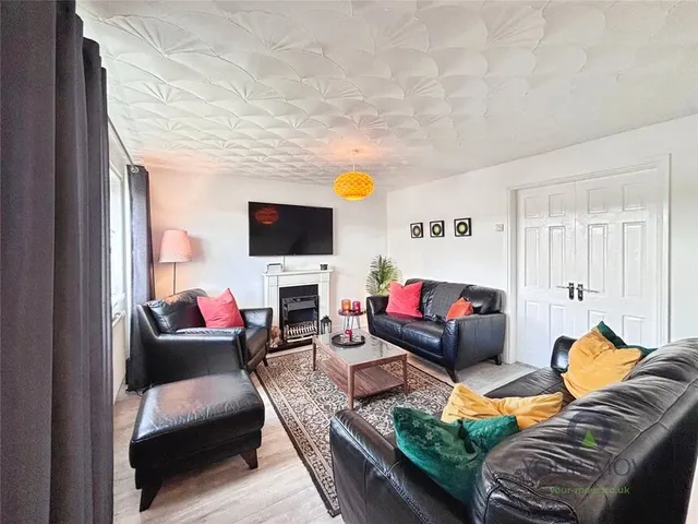 Photo 2 — Beechwood Road, Stocksbridge, Sheffield, S36