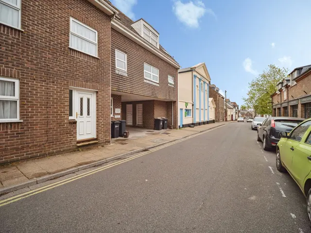 Princes Street, Dorchester, DT1, photo 1