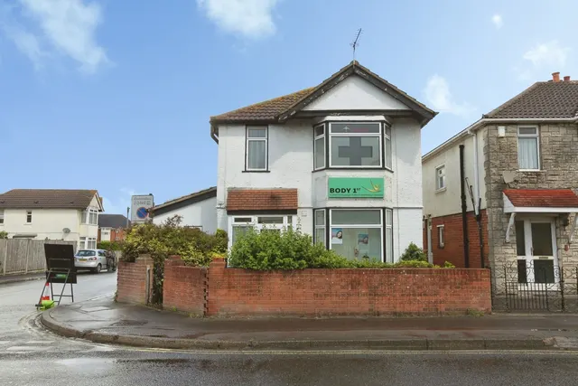 Bitterne Road West, Southampton, SO18, photo 1