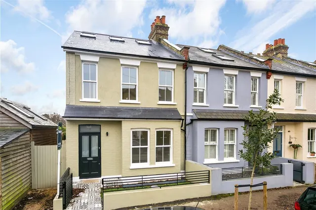 Royal Road, Teddington, TW11, photo 1
