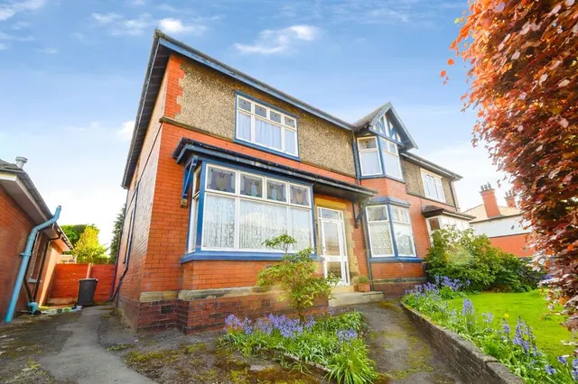 Radcliffe New Road, Whitefield, Greater Manchester, M45, photo 1