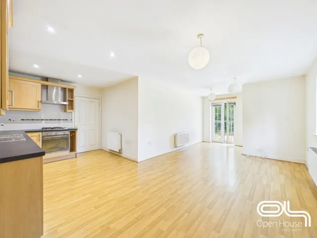 Weston Road, Stafford, ST16, photo 2