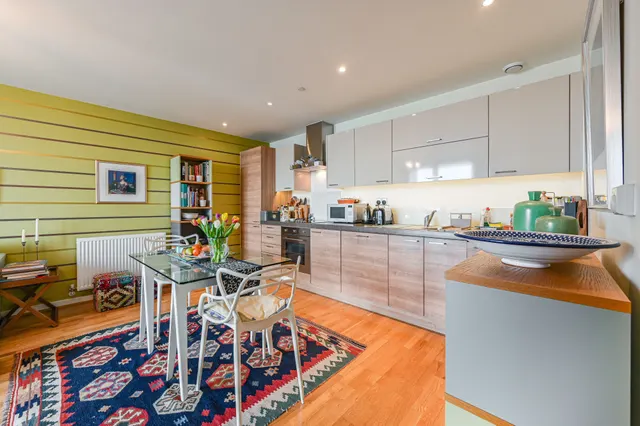 45 Cavatina Point, 3 Dancers Way, London, photo 1