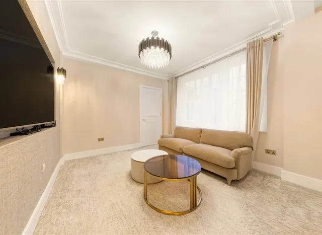 Spring Street, Hyde Park, W2, photo 1