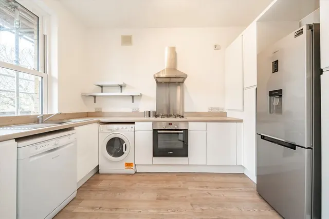 Grange Park, W5, photo 3
