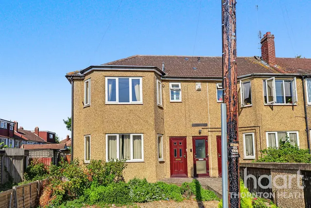 Roslyn Close, Mitcham, CR4, photo 1