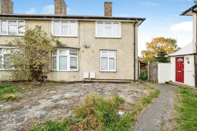 Rowney Road, Dagenham, RM9, photo 1