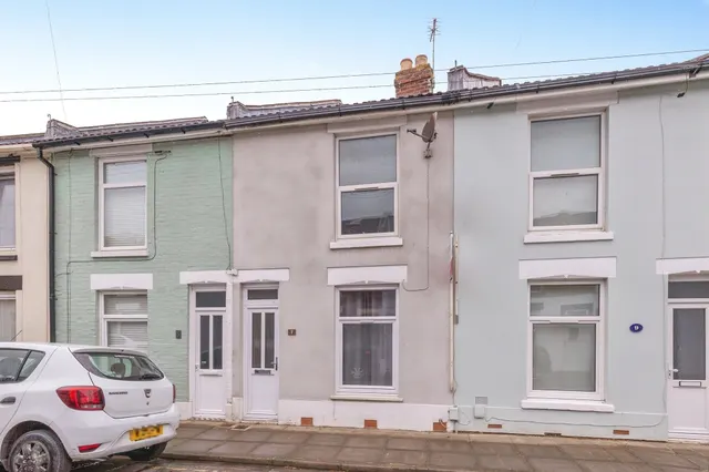 Clarkes Road, Portsmouth, photo 1
