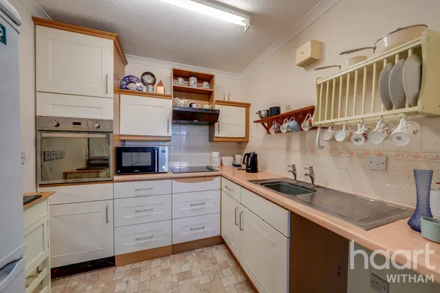 Newland Street, Witham, CM8, photo 3
