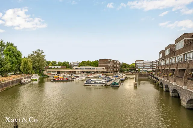 Photo 2 — Julius Court, Brentford, TW8 8QH