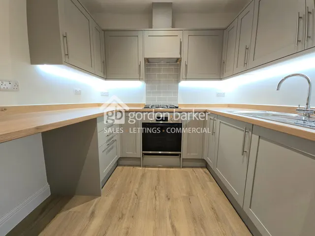 Photo 2 — 4 Fortescue Road, Bournemouth, BH3 7JT