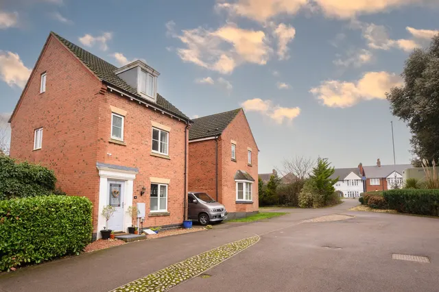 Burdock Way, Kettering, NN14, photo 1
