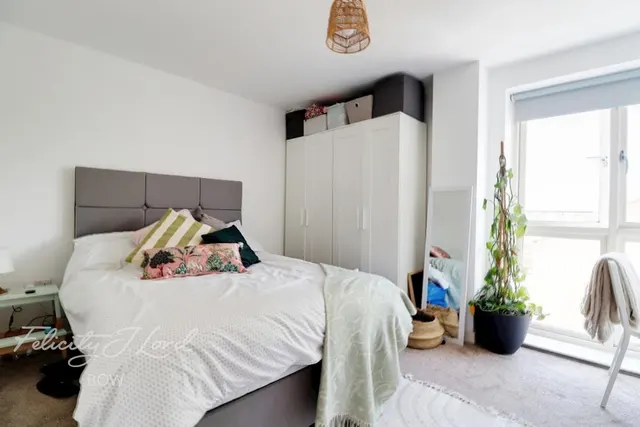 Tredegar Road, E3, photo 3