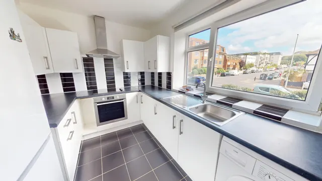 Holland Road, Hove, BN3, photo 1