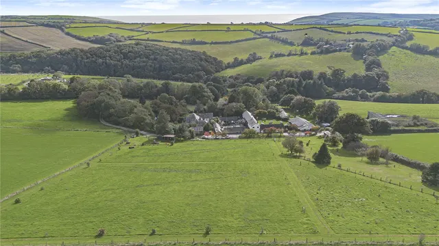Photo 3 — Trenewan, Looe, Cornwall, PL13 2PZ
