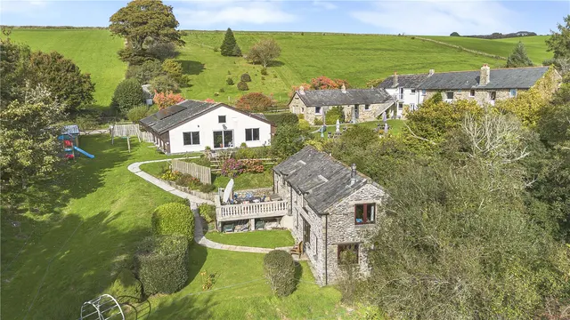 Photo 2 — Trenewan, Looe, Cornwall, PL13 2PZ