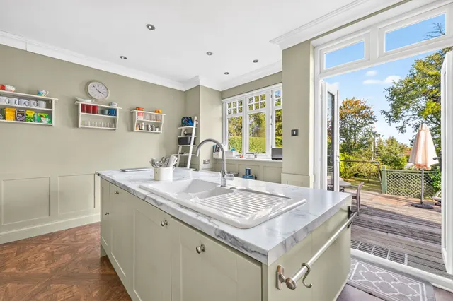 Charteris Road, Woodford Green, IG8, photo 3