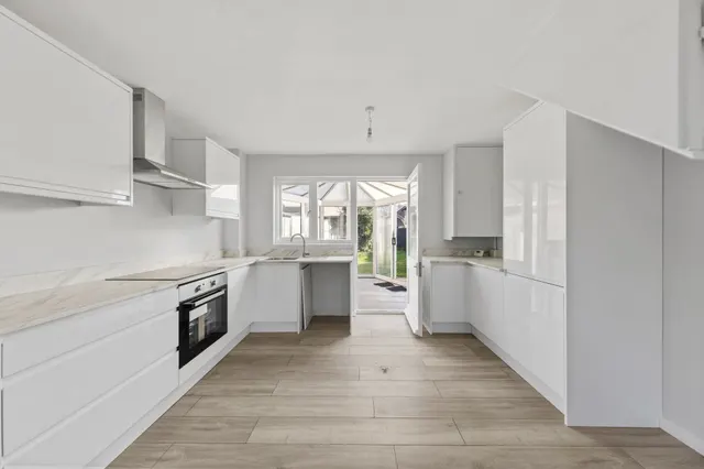 Photo 2 — Granston Close, Callands, Warrington, Warrington, WA5 9RZ