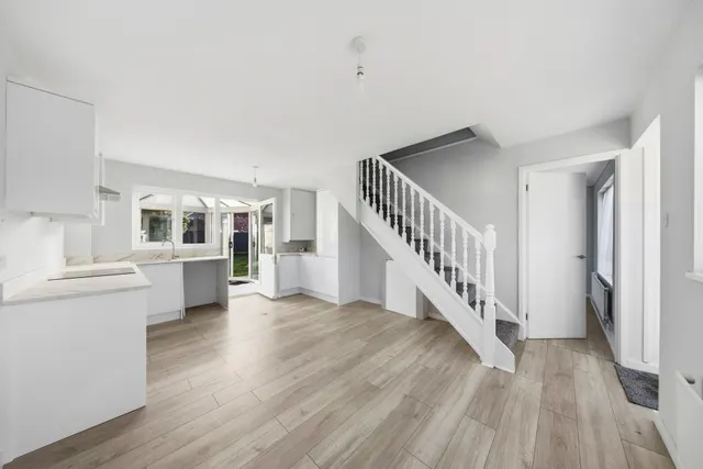 Photo 3 — Granston Close, Callands, Warrington, Warrington, WA5 9RZ
