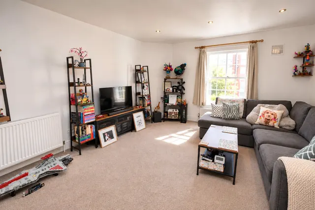 Amery Street, Alton, GU34, photo 3