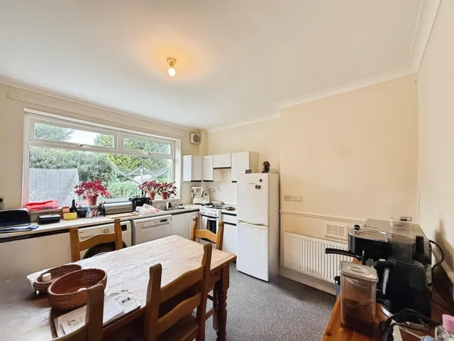 Wycliffe Avenue, York, YO10, photo 3
