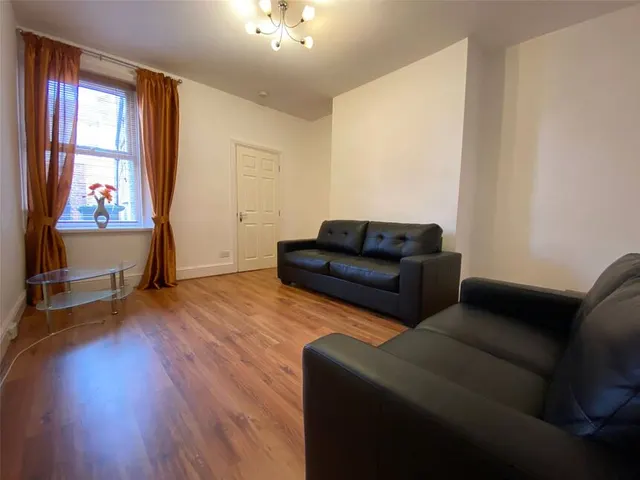 Eighth Avenue, Newcastle upon Tyne, Tyne and Wear, NE6, photo 1