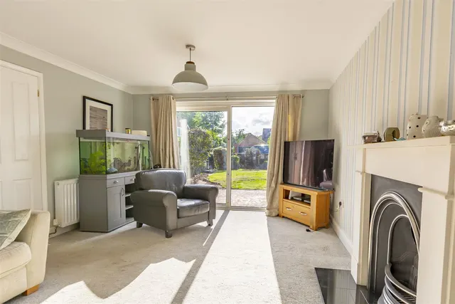 The Pinfold, Thulston, DE72, photo 2