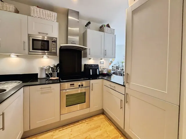 Armouries Way, Leeds, LS10, photo 3