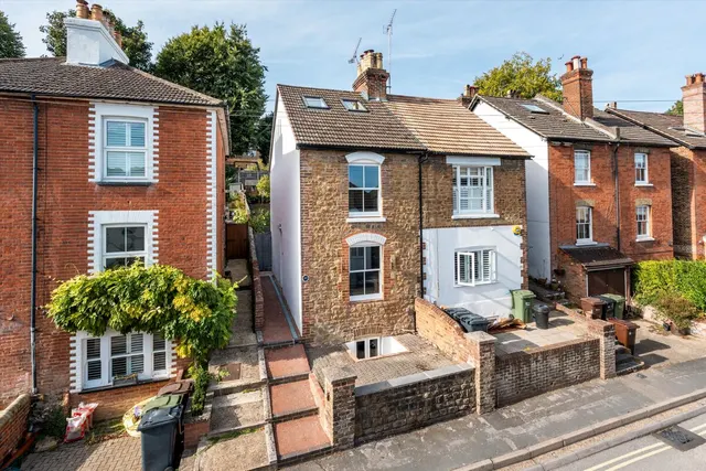 Addison Road, Guildford, GU1, photo 1