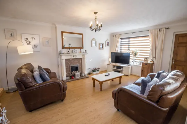 Cledwen Drive, Mold, CH7, photo 3