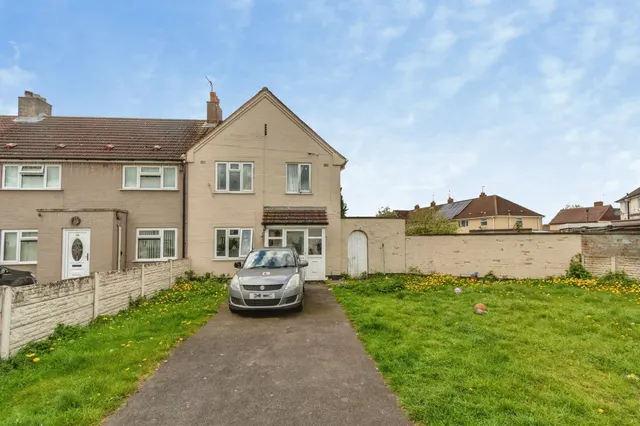 Queen Street, Moxley, WS10, photo 1