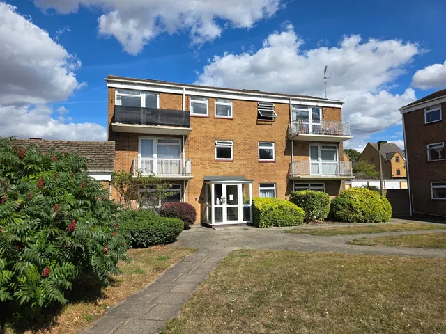 Hastoe Park, Aylesbury, photo 1