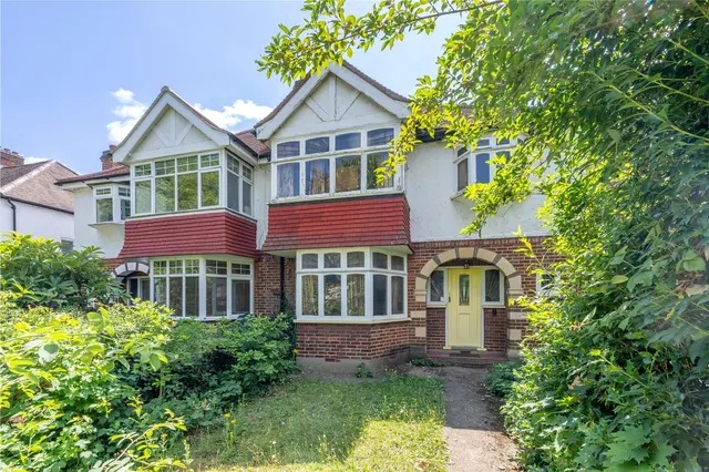 Staines Road, Twickenham, TW2 5AY, photo 1